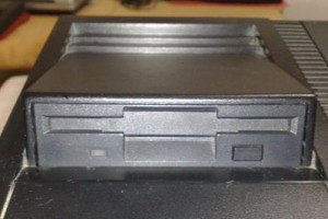 Roland XP-50: Floppy mechanika