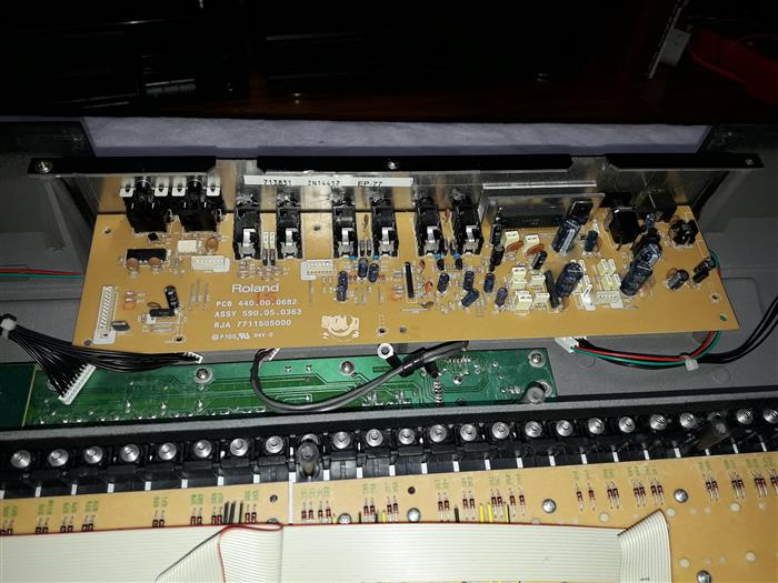 Roland EP-77 Disassembly and Repair Pictures