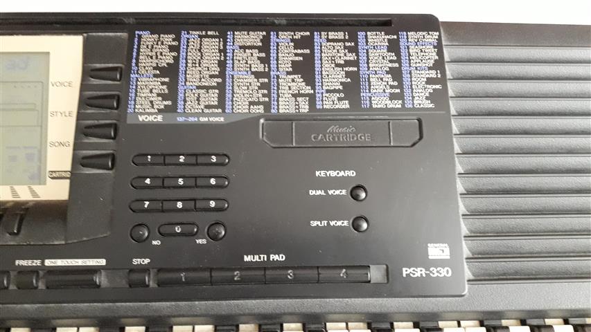 Yamaha PSR-330 Disassembly and Repair Pictures