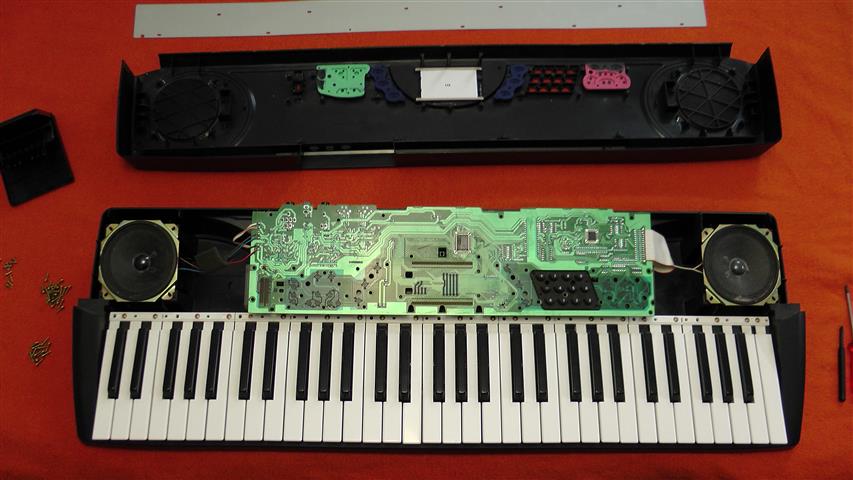 Casio CTK-495 disassembly / repair pictures